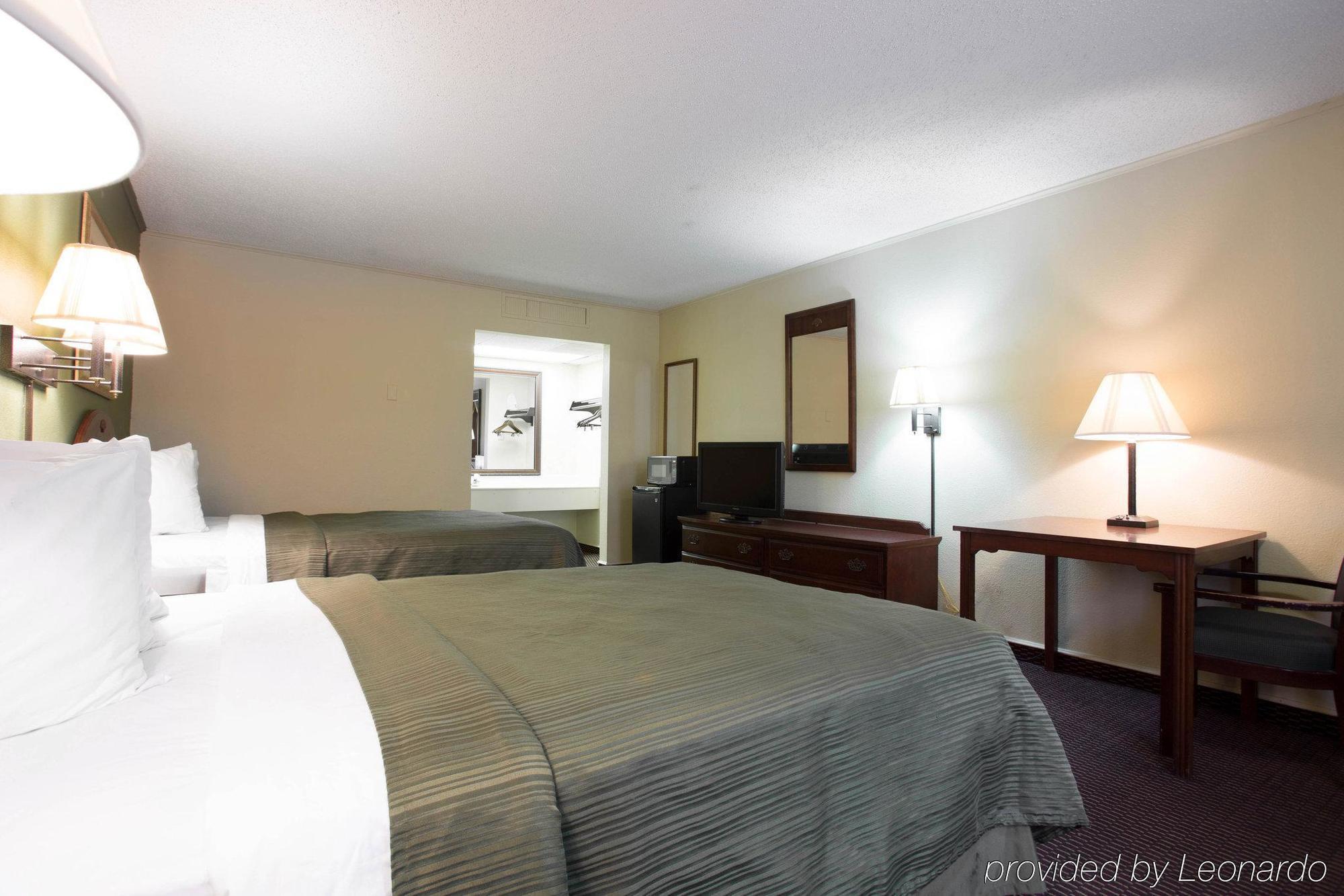 Rodeway Inn Harbison Area Columbia Exterior foto