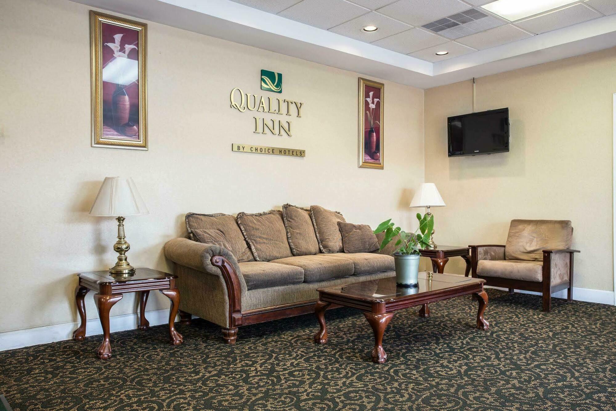 Rodeway Inn Harbison Area Columbia Exterior foto