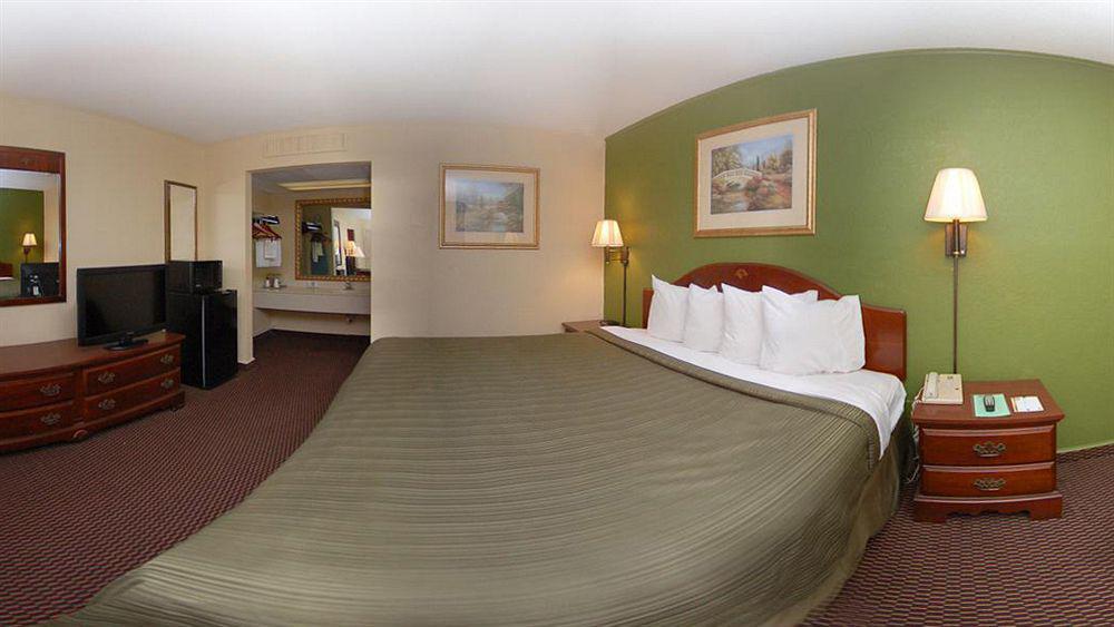 Rodeway Inn Harbison Area Columbia Exterior foto
